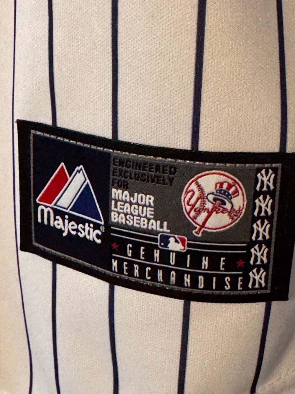 Vintage Derek Jeter NY Yankees Majestic Jersey #2 Pinstripe MLB Baseball Size L - Picture 3 of 10